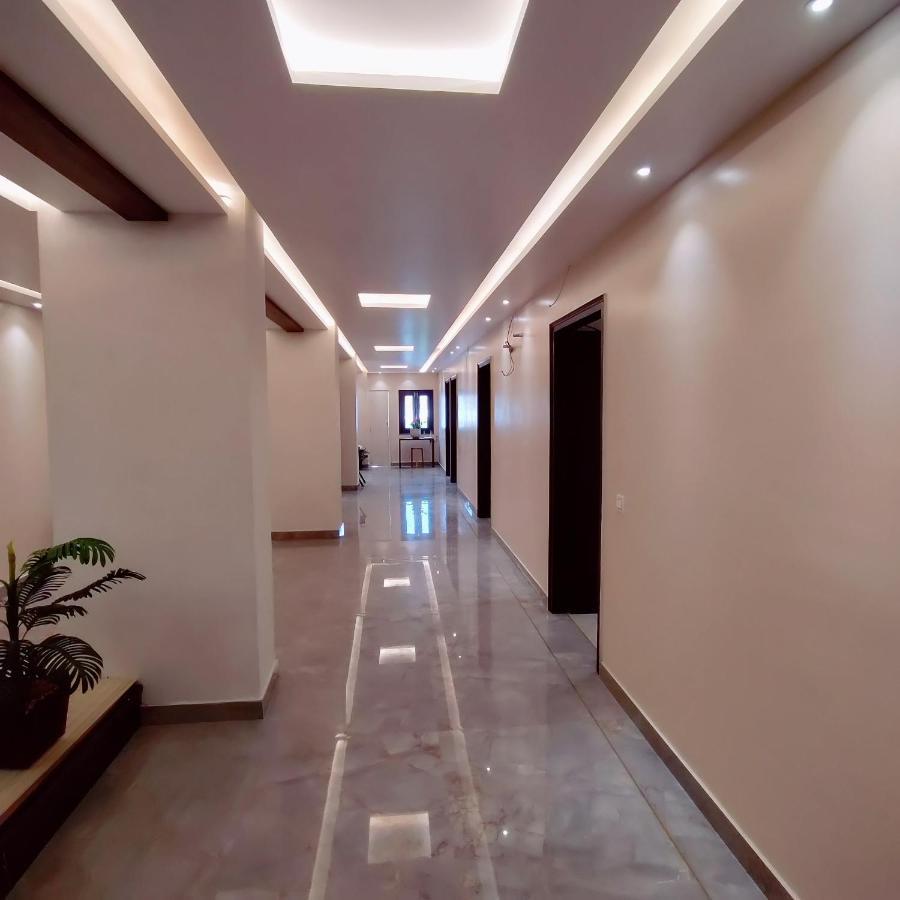 Hotel Luxuria Ludhiana Dış mekan fotoğraf