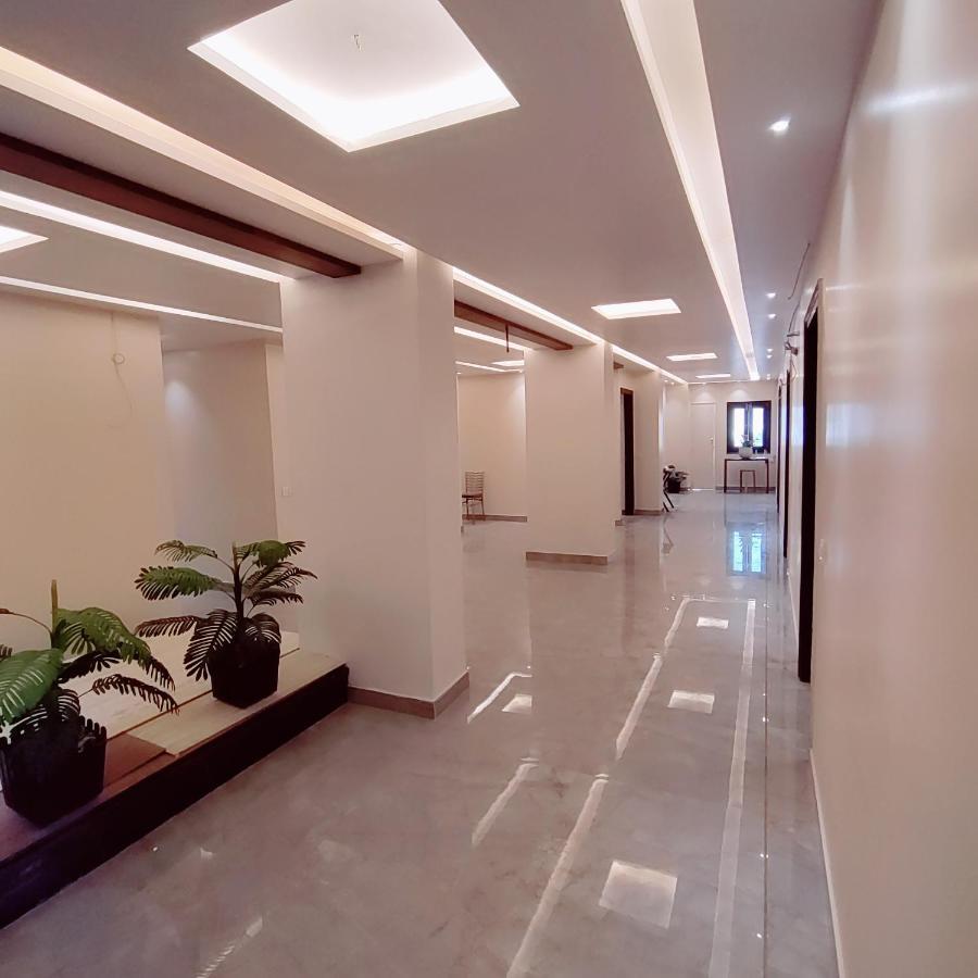 Hotel Luxuria Ludhiana Dış mekan fotoğraf