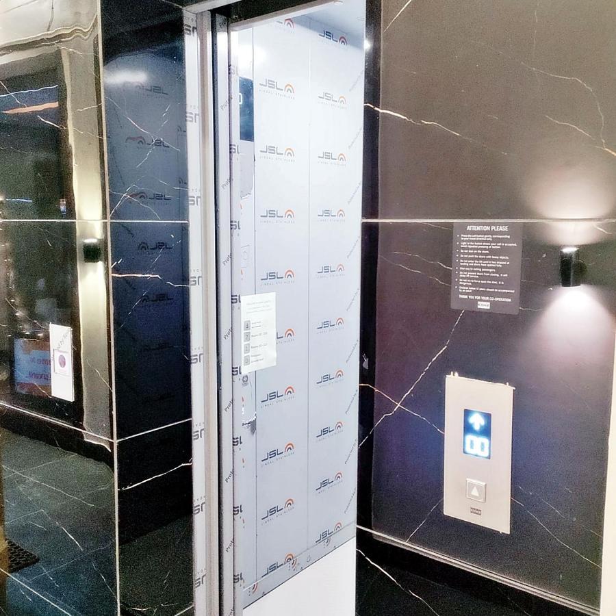 Hotel Luxuria Ludhiana Dış mekan fotoğraf